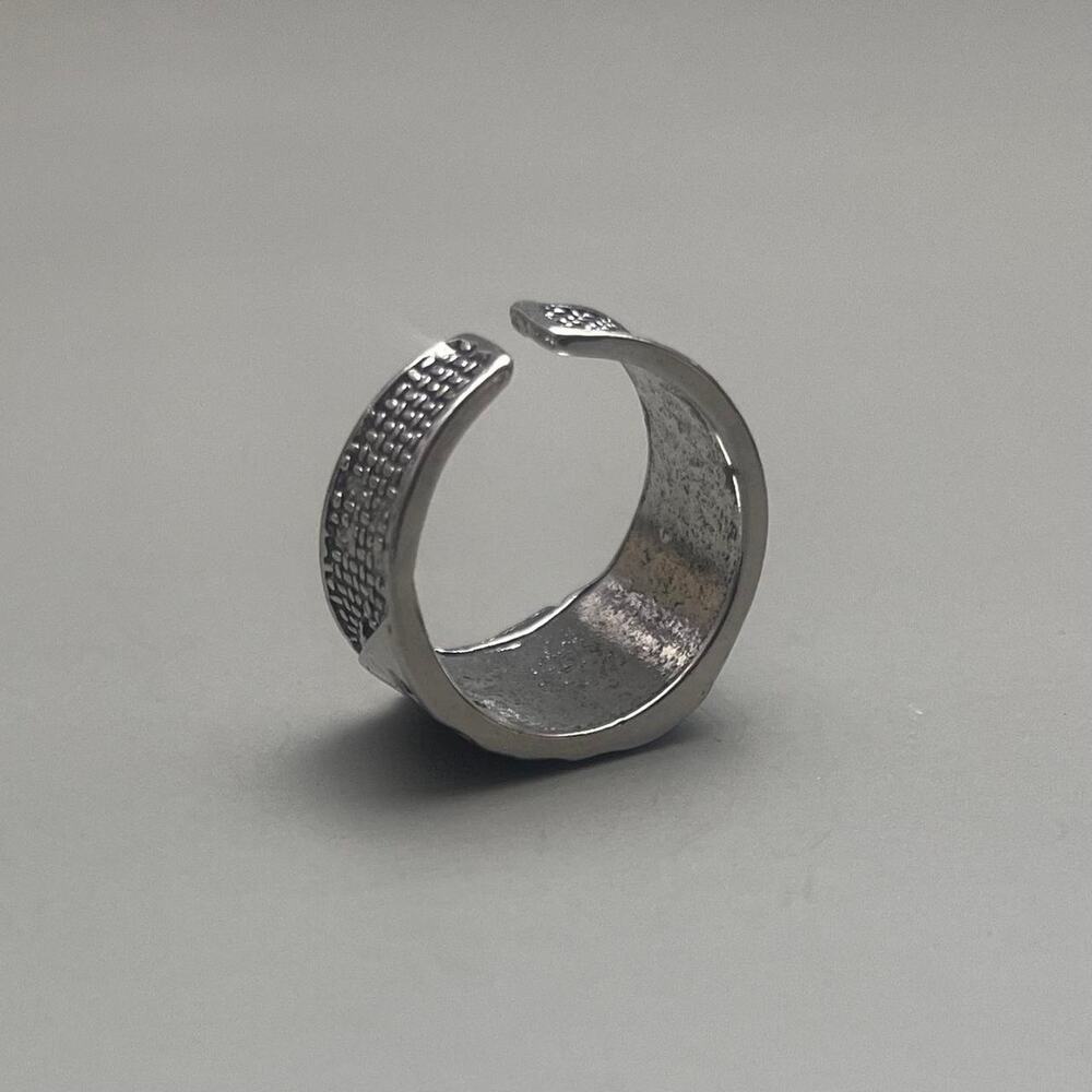 Y2K Vintage Silver Deck of Cards Ring – Adjustable Size, Unisex, Brand New - Picture 4 of 8